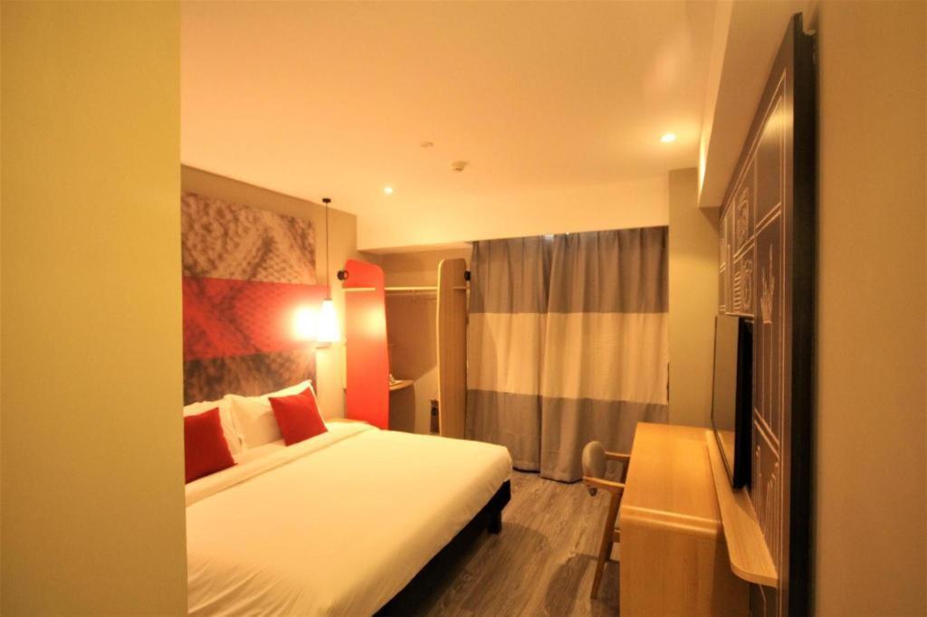 Ibis Shenyang North Station Hotell Eksteriør bilde