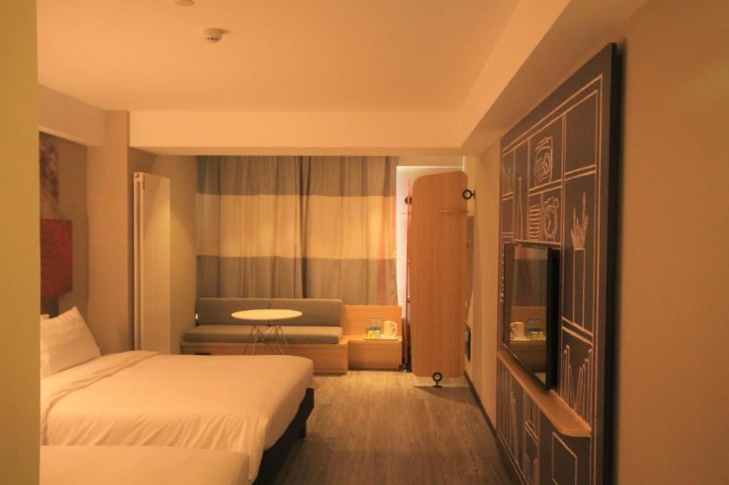 Ibis Shenyang North Station Hotell Eksteriør bilde